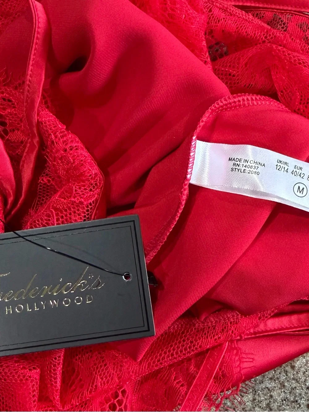 Fredericks of Hollywood Lace Babydoll Size Medium NWT Red Satin Eyelash Lingerie
